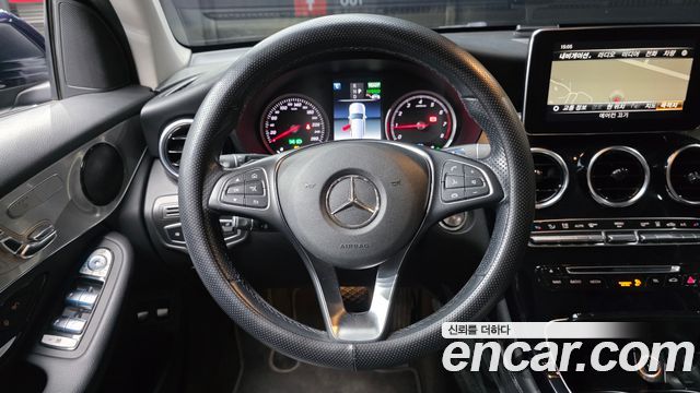 Mercedes-Benz GLC-Class GLC350e 4MATIC