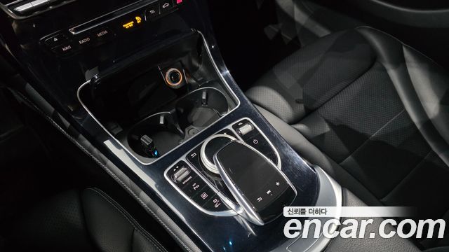 Mercedes-Benz GLC-Class GLC350e 4MATIC