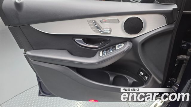 Mercedes-Benz GLC-Class GLC350e 4MATIC