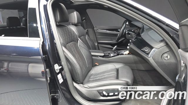 BMW 5-Series 520d xDrive M Sport Package Plus