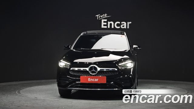 Mercedes-Benz GLA-Class GLA250 4MATIC