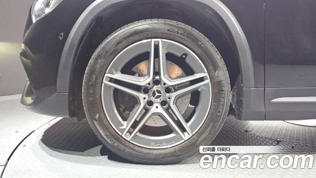 Mercedes-Benz GLA-Class GLA250 4MATIC