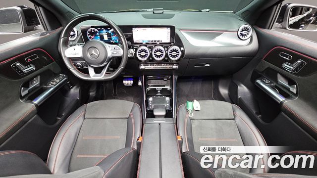 Mercedes-Benz GLA-Class GLA250 4MATIC