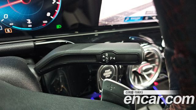 Mercedes-Benz GLA-Class GLA250 4MATIC