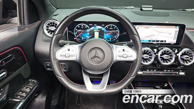 Mercedes-Benz GLA-Class GLA250 4MATIC
