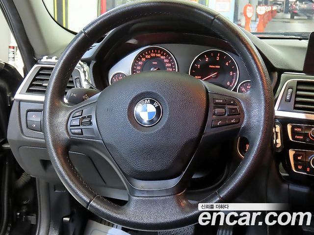 BMW 3-Series 320d