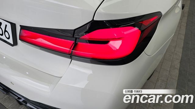 BMW 5-Series 520i M Sport