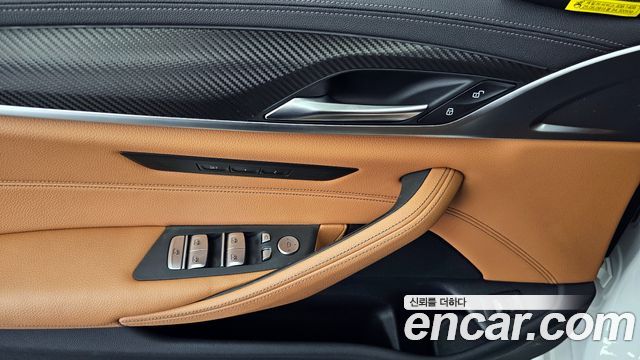 BMW 5-Series 520i M Sport