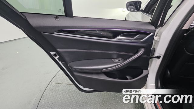 BMW 5-Series 520d Luxury Plus