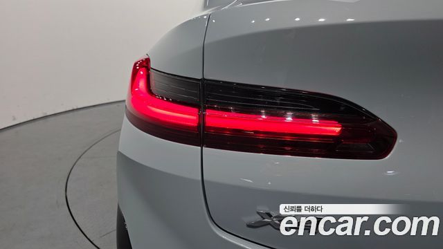 BMW X4 xDrive20i M Sports Pro