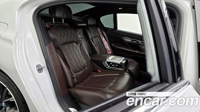 BMW 7-Series 730Ld xDrive M Sport