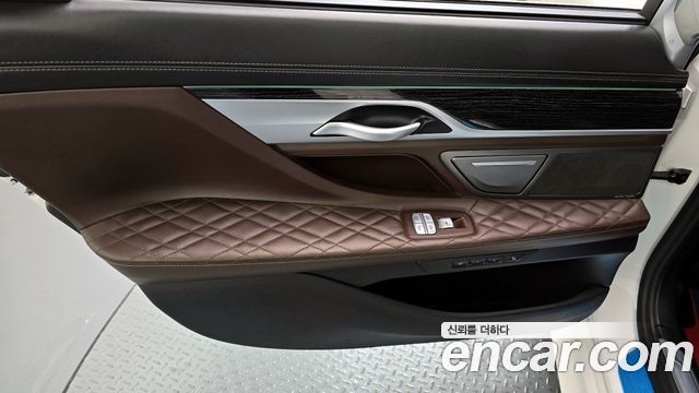 BMW 7-Series 730Ld xDrive M Sport