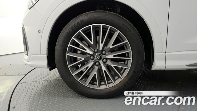 Audi Q3 40 TFSI Quattro Premium