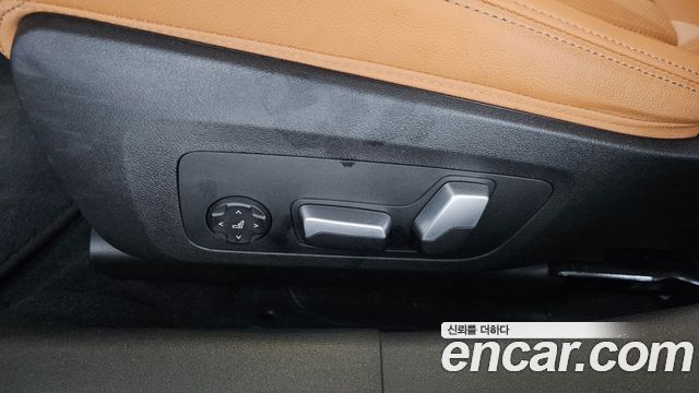 BMW 3-Series 320i