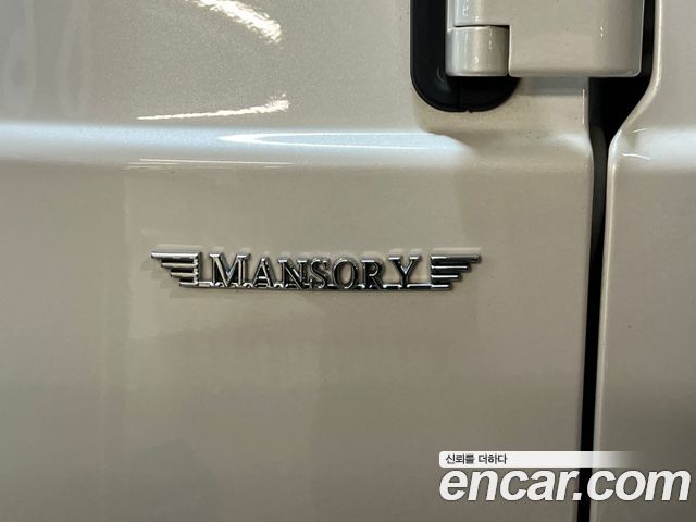 Mercedes-Benz G-Class G500