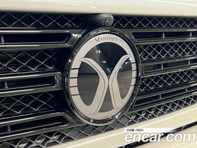 Mercedes-Benz G-Class G500