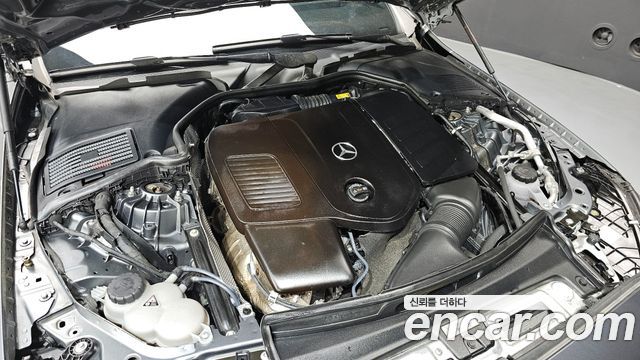 Mercedes-Benz C-Class C200 Avantgarde