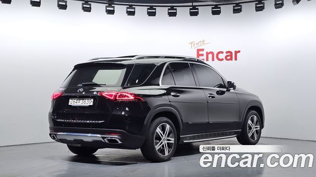 Mercedes-Benz GLE-Class GLE300d 4MATIC