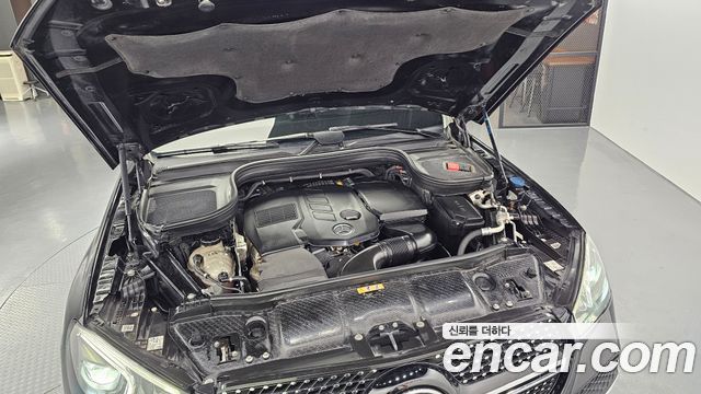 Mercedes-Benz GLE-Class GLE300d 4MATIC