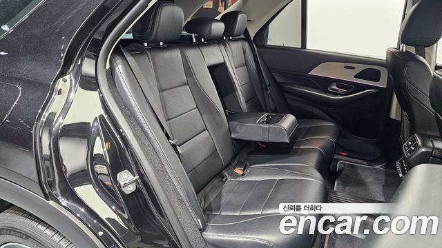 Mercedes-Benz GLE-Class GLE300d 4MATIC