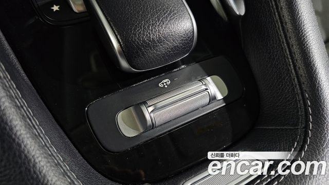 Mercedes-Benz GLE-Class GLE300d 4MATIC