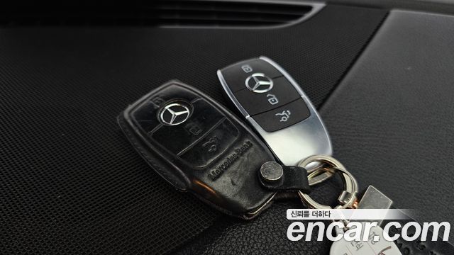 Mercedes-Benz GLE-Class GLE300d 4MATIC