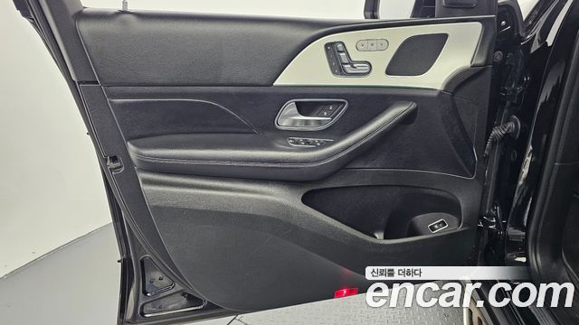 Mercedes-Benz GLE-Class GLE300d 4MATIC