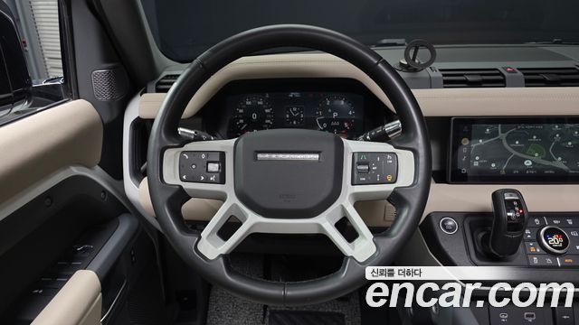 Land Rover Defender 110 D250 S