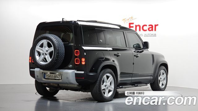 Land Rover Defender 110 D250 SE