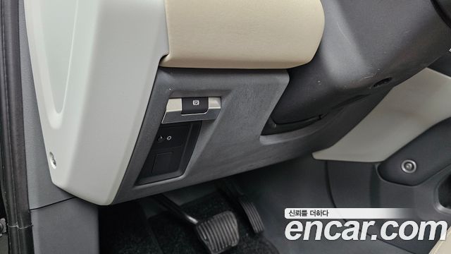 Land Rover Defender 110 D250 SE