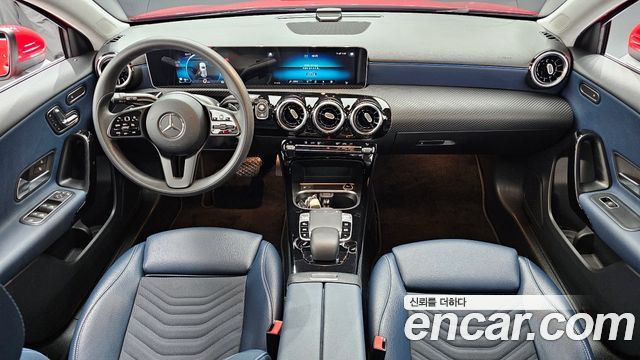 Mercedes-Benz A-Class A220 Hatchback