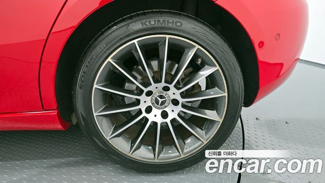 Mercedes-Benz A-Class A220 Hatchback