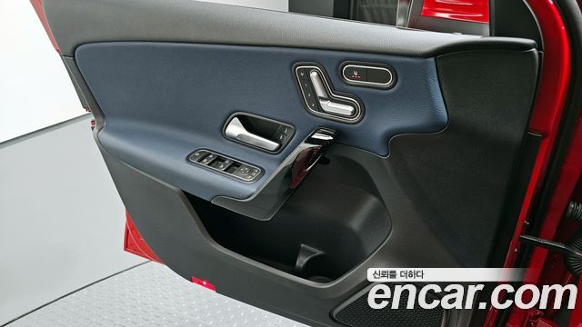 Mercedes-Benz A-Class A220 Hatchback