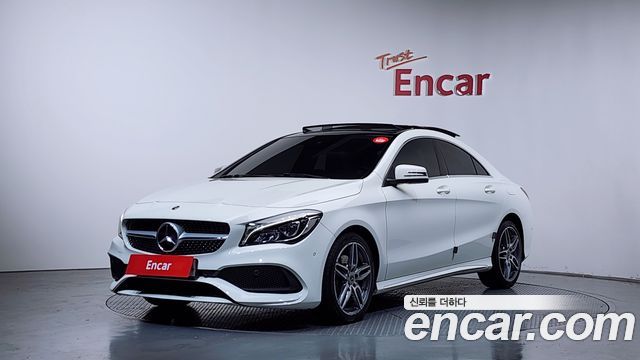 Mercedes-Benz CLA-Class CLA220 AMG Line