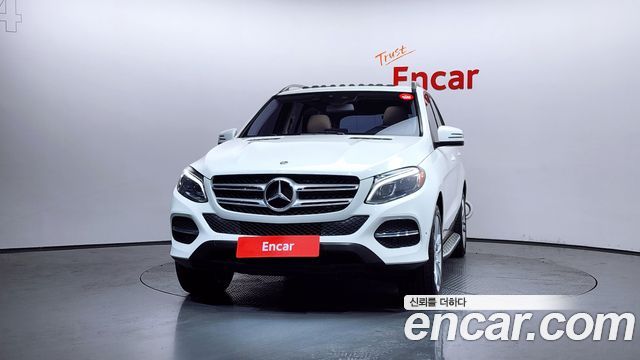 Mercedes-Benz GLE-Class GLE350 d 4MATIC