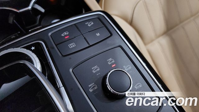 Mercedes-Benz GLE-Class GLE350 d 4MATIC