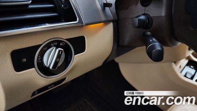 Mercedes-Benz GLE-Class GLE350 d 4MATIC
