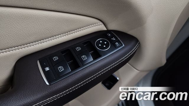 Mercedes-Benz GLE-Class GLE350 d 4MATIC