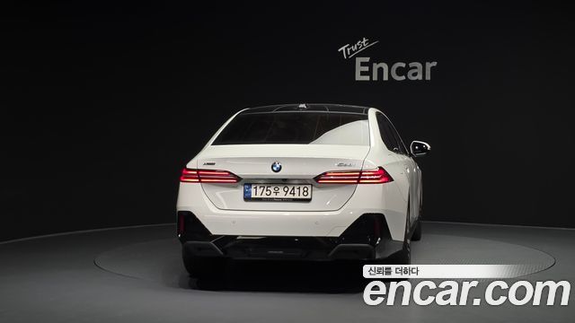 BMW 5-Series 530i xDrive M Sport