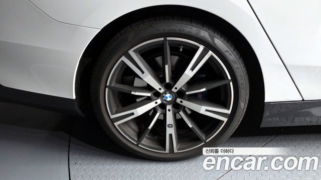BMW 5-Series 530i xDrive M Sport