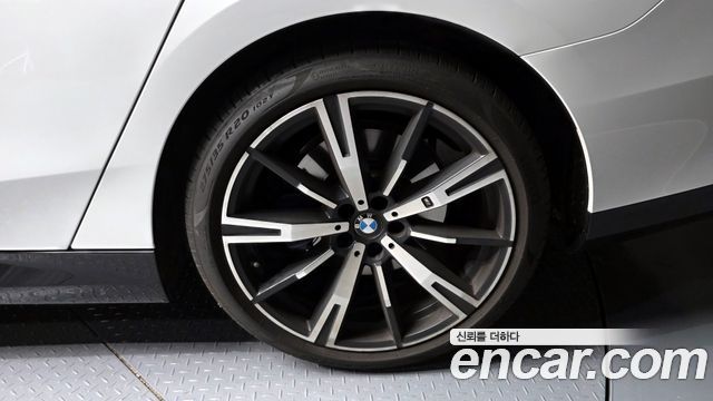 BMW 5-Series 530i xDrive M Sport