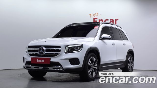 Mercedes-Benz GLB-Class GLB220