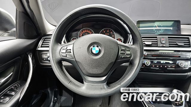 BMW 3-Series 320d