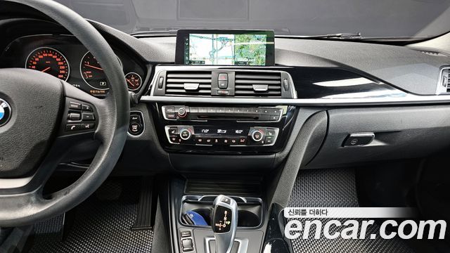 BMW 3-Series 320d