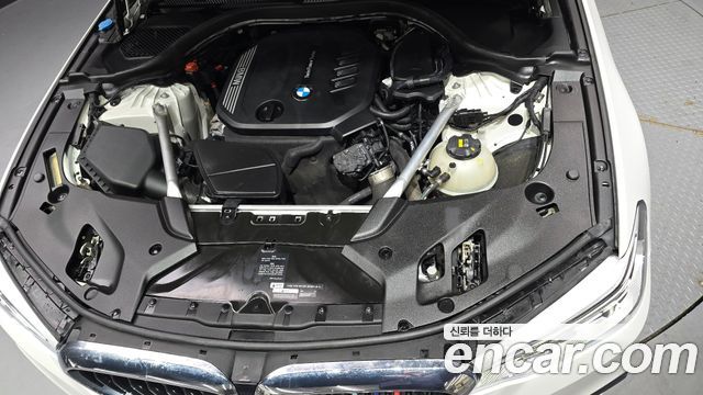 BMW 5-Series 520d M Sport Package Plus