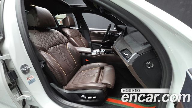 BMW 5-Series 520d M Sport Package Plus