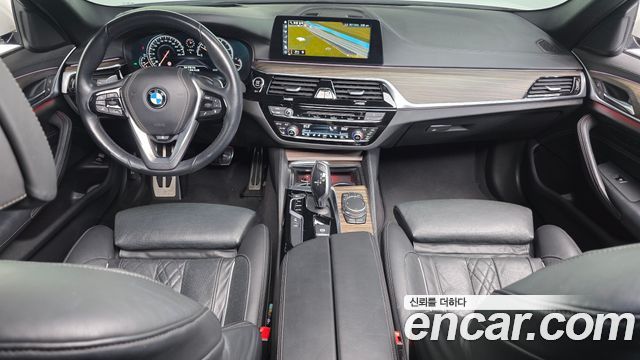 BMW 5-Series 520d xDrive M Sport Package Plus