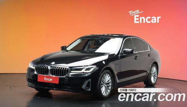 BMW 5-Series 530e Luxury
