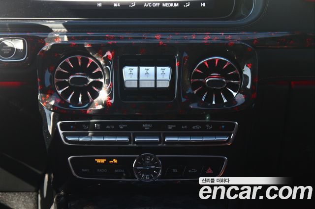 Mercedes-Benz G-Class AMG G63 Manufaktur