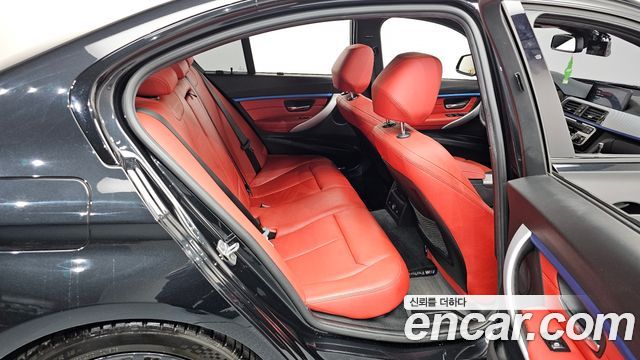 BMW 3-Series 330i M Sport